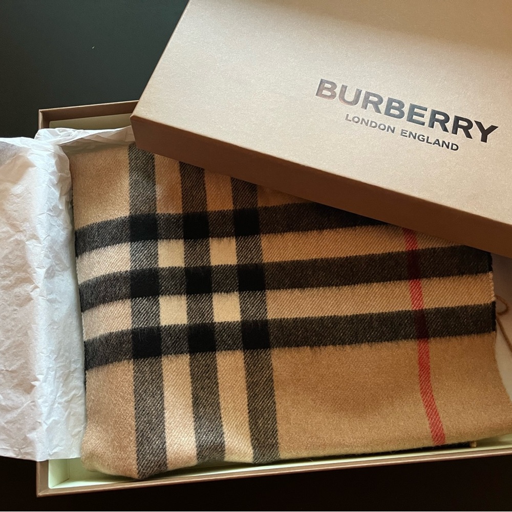 Burberry of London Cashmere Classic Plaid Scarf